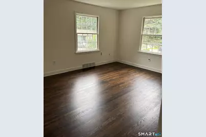 18 Cawley Avenue, Bethel, CT 06801 - Photo 11
