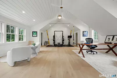1074 Sturges Highway, Fairfield, CT 06880 - Photo 35