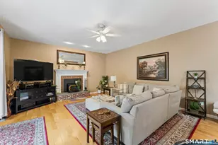 128 W King St, Danbury, CT 06811 - Photo 13