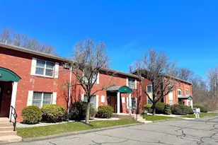 543 N Main St, Manchester, CT 06042 - Photo 3