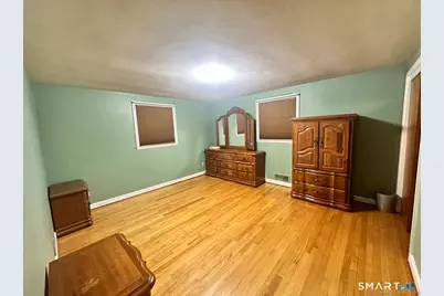 209 Somerset Street, West Hartford, CT 06110 - Photo 9
