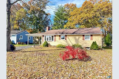209 Somerset Street, West Hartford, CT 06110 - Photo 1
