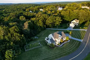25 Mountain Top Pass, Burlington, CT 06013 - Photo 3