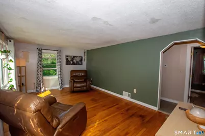 37 Lambert Drive, Norwich, CT 06360 - Photo 5
