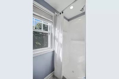 45 Exeter Avenue, West Hartford, CT 06110 - Photo 21
