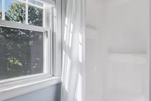 45 Exeter Ave, West Hartford, CT 06110 - Photo 21