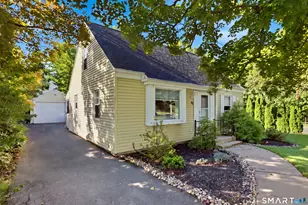 45 Exeter Ave, West Hartford, CT 06110 - Photo 3