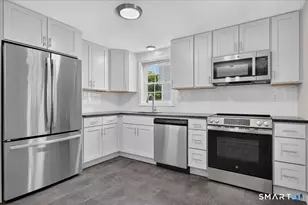161 Ridgewood Dr, Groton, CT 06355 - Photo 11