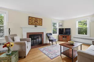291 Fern St, West Hartford, CT 06119 - Photo 9