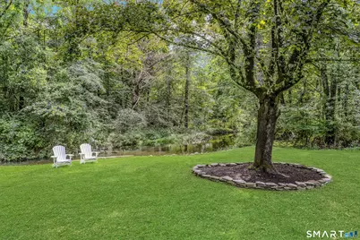 79 Robin Hood Road, Stamford, CT 06907 - Photo 35