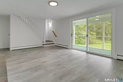 79 Robin Hood Road, Stamford, CT 06907 - Photo 17