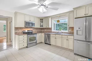 63 Marathon Rd, Trumbull, CT 06611 - Photo 21