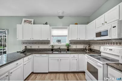 66 Dannys Way #66, Wallingford, CT 06492 - Photo 11