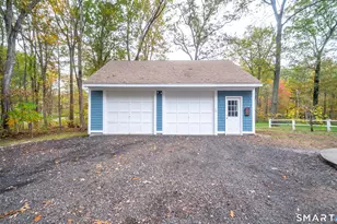 882 Killingworth Rd, Haddam, CT 06441 - Photo 3