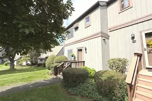 11 Acorn Ln, Brookfield, CT 06804 - Photo 9
