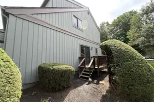 11 Acorn Ln, Brookfield, CT 06804 - Photo 5