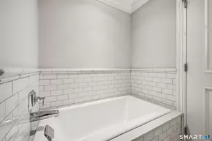 85 Memorial Rd, West Hartford, CT 06107 - Photo 31