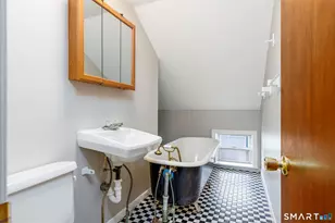 17-19 N Chestnut St, Plainfield, CT 06387 - Photo 15