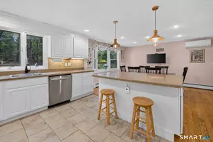 268 Woodland St, Glastonbury, CT 06073 - Photo 9