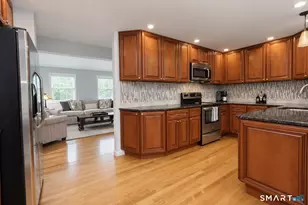 138 Tariffville Rd, Simsbury, CT 06081 - Photo 9