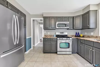 111 Mercer Street, Stratford, CT 06614 - Photo 17
