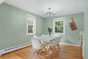 4 Cedarhurst Ln, Fairfield, CT 06825 - Photo 11