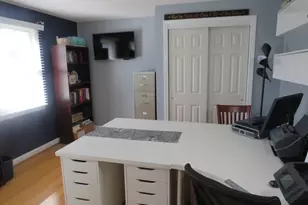 32 Pickering Ln, Wethersfield, CT 06109 - Photo 19