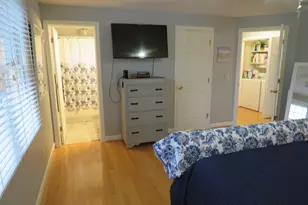 32 Pickering Ln, Wethersfield, CT 06109 - Photo 15