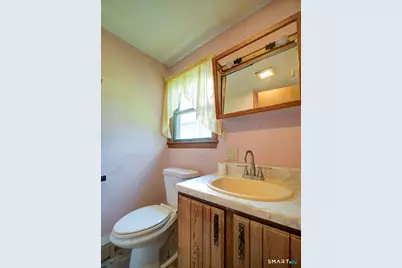 26 Hawthorne Avenue, Shelton, CT 06484 - Photo 11