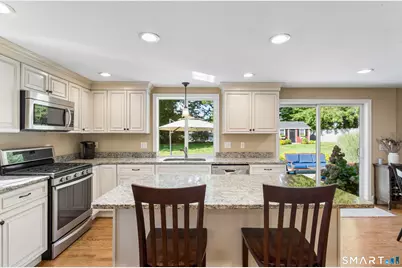 14 Redwood Drive, Bethel, CT 06801 - Photo 5