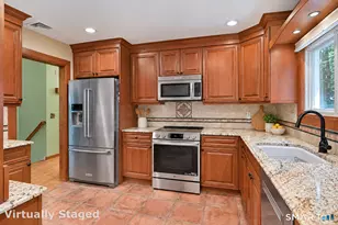 4 Frontier Ln, Danbury, CT 06810 - Photo 17