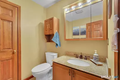 17 Eileen Lane, Enfield, CT 06082 - Photo 11