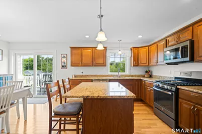 8 Mather Circle #8, Windsor Locks, CT 06096 - Photo 5