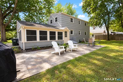 10 Colonial Drive, Simsbury, CT 06070 - Photo 3