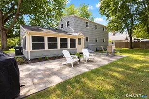 10 Colonial Dr, Simsbury, CT 06070 - Photo 3