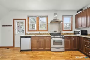 33 Central Ave, Milford, CT 06460 - Photo 3