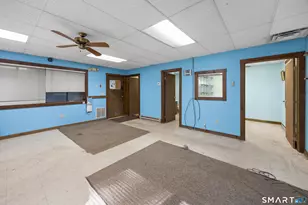 251 E Johnson Ave, Cheshire, CT 06410 - Photo 7