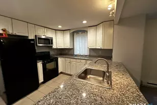 4 Eastview Dr, New Milford, CT 06776 - Photo 3