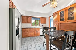 3 Holly Ln, Brookfield, CT 06804 - Photo 5