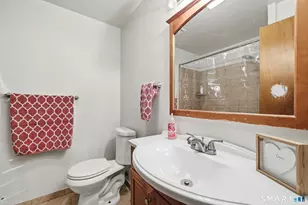 30 New Hampshire Dr, New Britain, CT 06052 - Photo 19