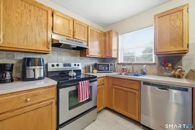 30 New Hampshire Drive #11A, New Britain, CT 06052 - Photo 9