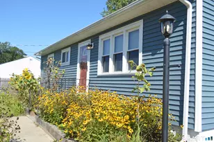 32 Riverdale Rd, Milford, CT 06460 - Photo 3