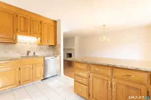 222 Deer Run, Shelton, CT 06484 - Photo 5