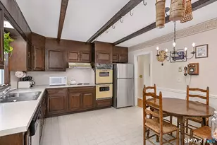 38 Old Farm Rd, New Fairfield, CT 06812 - Photo 7