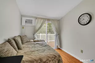 1231 Washington St, Middletown, CT 06457 - Photo 11