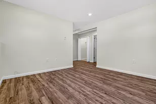 846A Vauxhall Street Ext., Waterford, CT 06385 - Photo 25