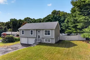 846A Vauxhall Street Ext., Waterford, CT 06385 - Photo 1