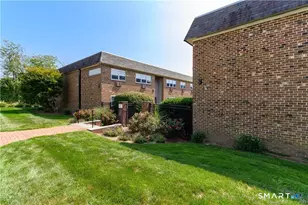 637 Cove Rd, Stamford, CT 06902 - Photo 3
