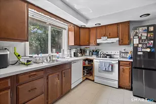 88 Prospect Ave, West Haven, CT 06516 - Photo 13