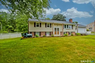 31 Jewel St, Enfield, CT 06082 - Photo 1